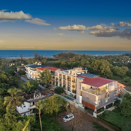 ホテル Echor Samara Morjim Goa Sea View Restro エクステリア 写真